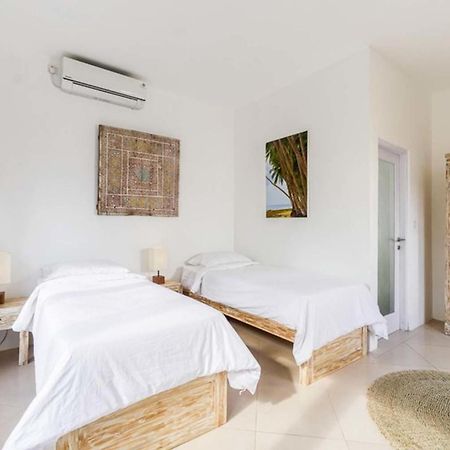 Mondo Surf Village Canggu Екстериор снимка