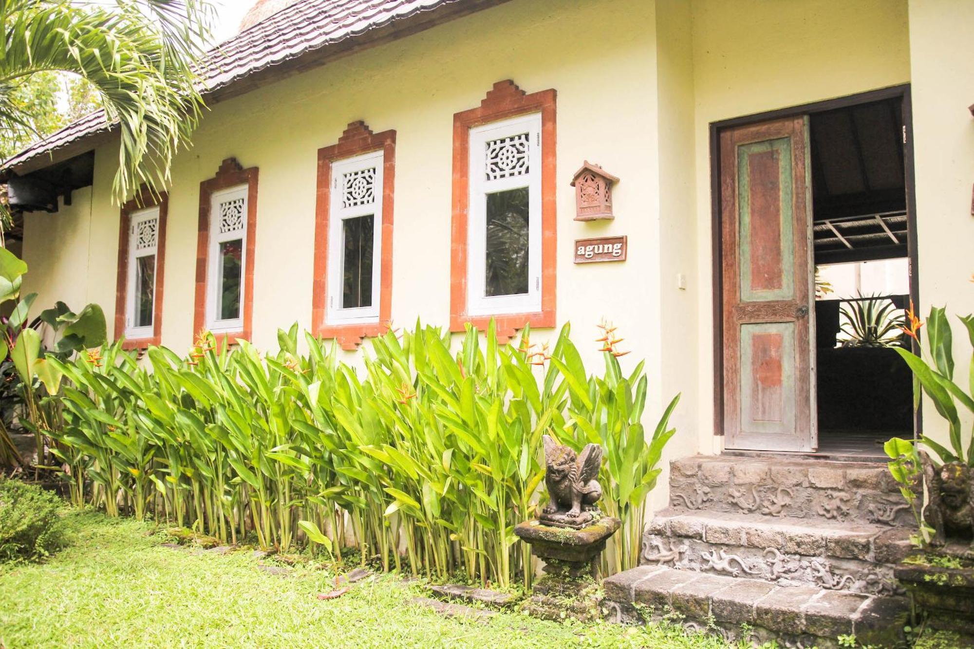 Mondo Surf Village Canggu Стая снимка